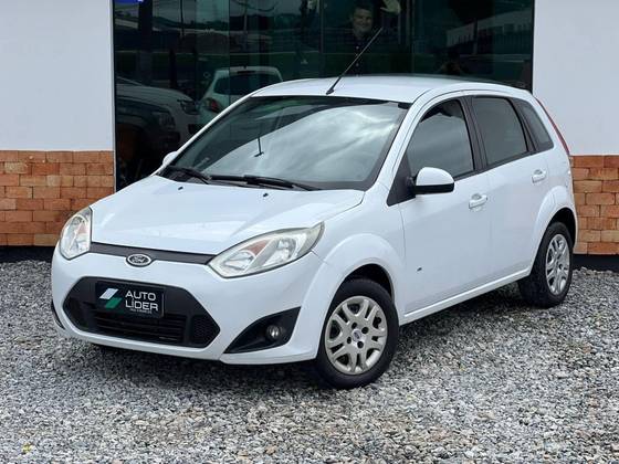 FORD FIESTA 1.0 ROCAM HATCH 8V FLEX 4P MANUAL FORD FIESTA 1.0 ROCAM HATCH 8V FLEX 4P MANUAL